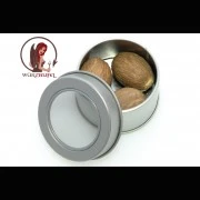 Muskatnuss (Grenada), ganz