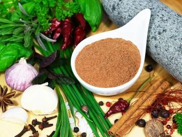 Muskatnuss, gemahlen