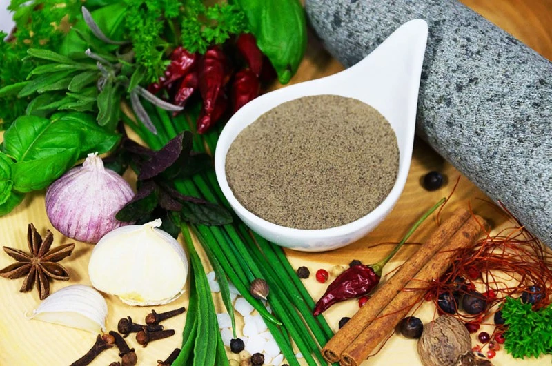 Pfeffer schwarz, gemahlen