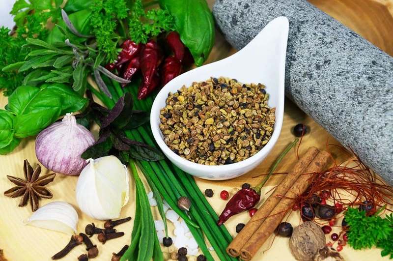 Wacholderbeeren, geschrotet